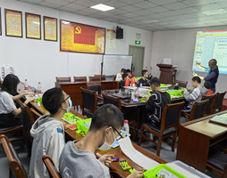 大禹电子阳光公益课：电子百拼世界实训（模拟电路图实际操作）