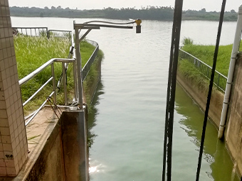 大禹超声波液位计应用于测量湖泊水位高度监测