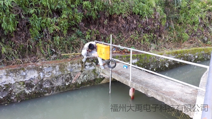 159949164845237.jpg 说明: http://image0.chunsuns.com/site501/upload/album/20170104/2017010417173379358155.jpg
