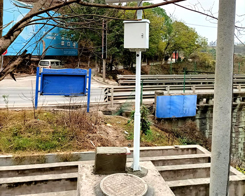 超声波IP68水位计 超声波IP68水位计