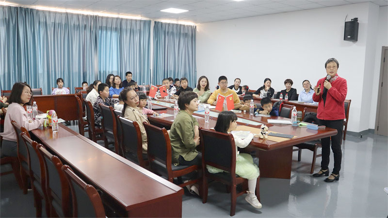福建农林大学李芳博士受邀赴我司作公益授课【大禹电子】 福建农林大学李芳博士受邀赴我司作公益授课【大禹电子】